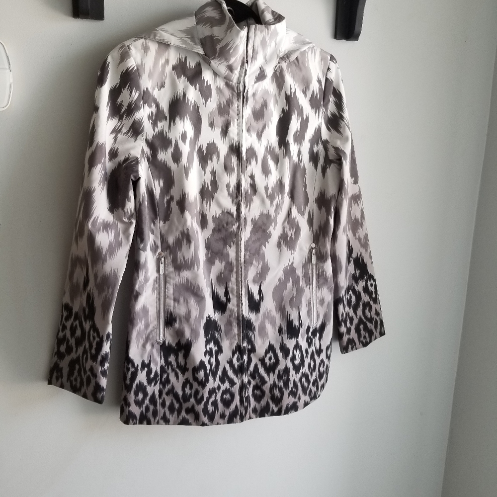 🧥CALVIN KLEIN ANIMAL PRINT LIGHT COAT